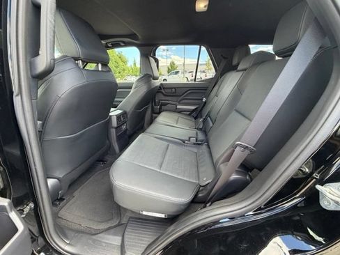 Used 2025 Toyota 4Runner TRD Off-Road Premium w/ Tow Technology Package AWD/4WD image 25