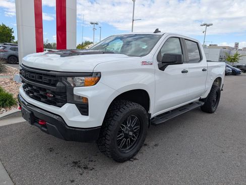 Used 2022 Chevrolet Silverado 1500 Custom Trail Boss AWD/4WD image 3