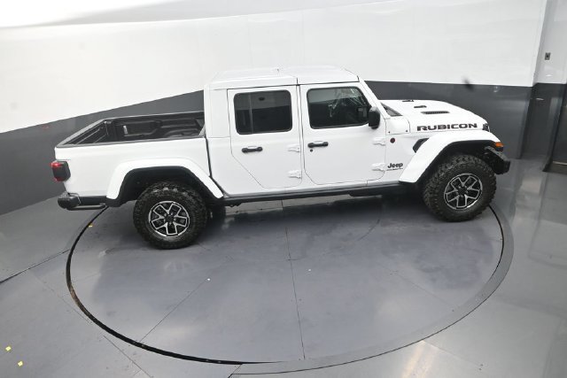 New 2026 Jeep Gladiator Rubicon AWD/4WD image 17