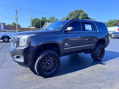 Used 2018 GMC Yukon Denali AWD/4WD image 2