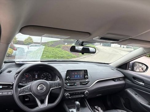 Certified 2022 Nissan Altima 2.5 S FWD image 7