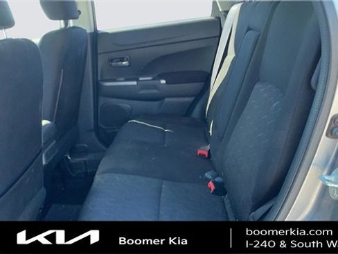 Used 2021 Mitsubishi Outlander Sport SE image 13