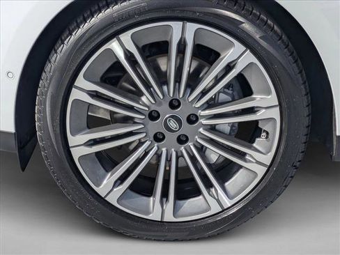 Used 2024 Land Rover Range Rover Sport SE AWD/4WD image 27