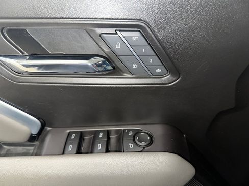 Certified 2024 Chevrolet Colorado ZR2 w/ ZR2 Convenience Package III image 8