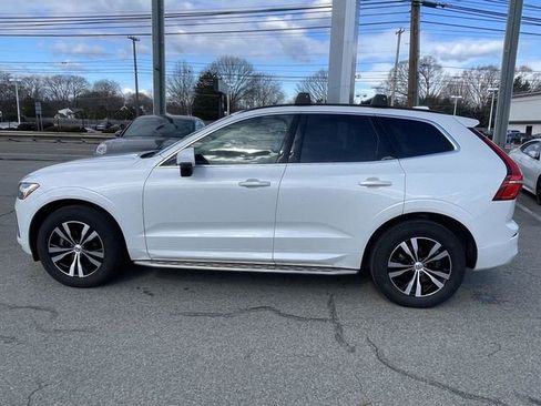 Used 2023 Volvo XC60 B5 Core AWD/4WD image 8