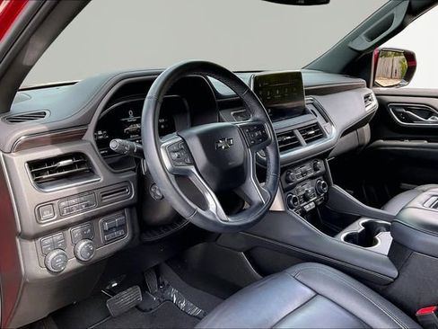 Used 2024 Chevrolet Tahoe Z71 w/ Z71 Off-Road Package AWD/4WD image 12
