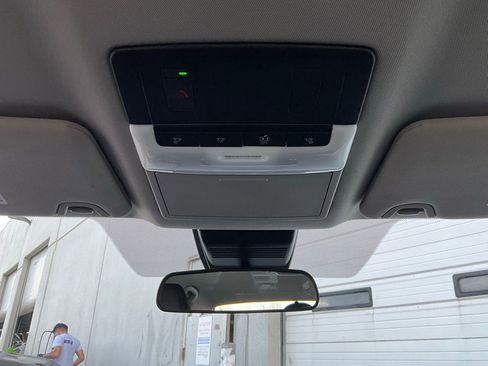 Used 2025 Nissan Altima 2.5 SV image 16