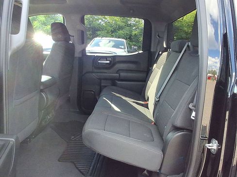 Used 2021 Chevrolet Silverado 1500 LT w/ Safety Package AWD/4WD image 26