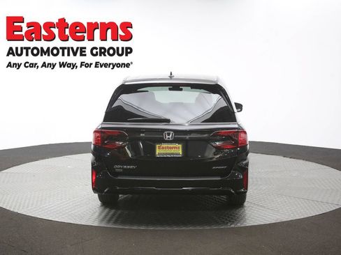 Used 2025 Honda Odyssey Sport-L image 39
