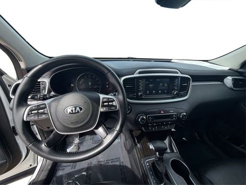 Used 2020 Kia Sorento EX image 30