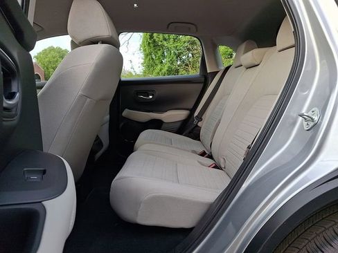 Used 2025 Honda HR-V LX image 10