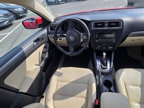 Used 2014 Volkswagen Jetta TDI FWD image 11