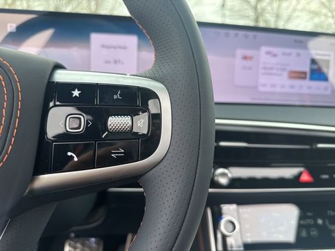 New 2026 Genesis GV70 2.5T Sport Prestige AWD/4WD image 17