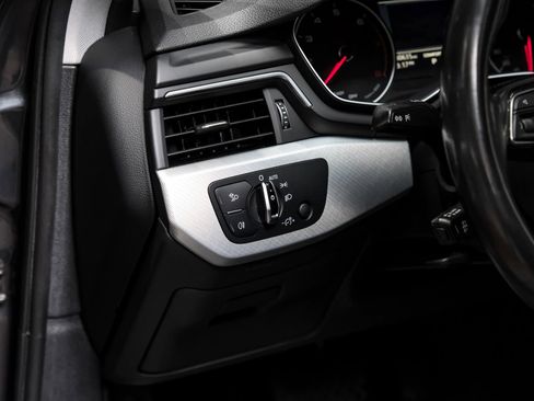 Used 2017 Audi A4 2.0T Premium image 30
