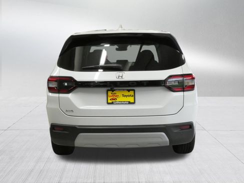 Used 2024 Honda Pilot EX-L image 6