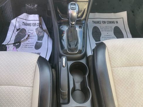 Used 2019 Buick Encore Preferred image 22