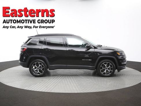 Used 2025 Jeep Compass Limited AWD/4WD image 44