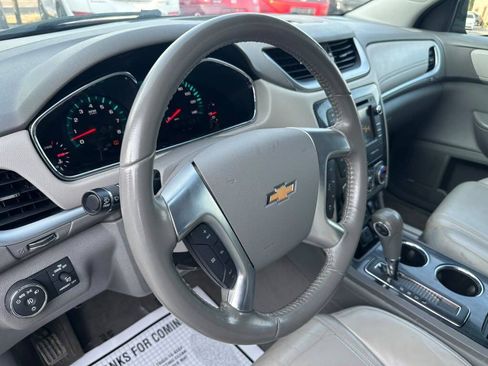 Used 2016 Chevrolet Traverse LT AWD/4WD image 14