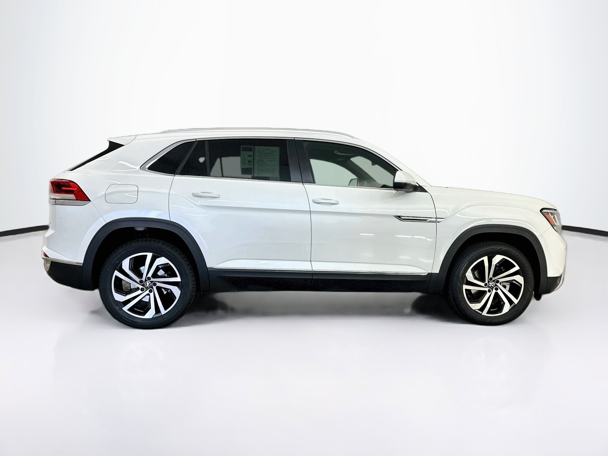 Used 2023 Volkswagen Atlas Cross Sport SEL AWD/4WD image 10