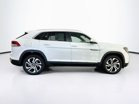 Used 2023 Volkswagen Atlas Cross Sport SEL AWD/4WD image 10