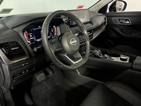Used 2024 Nissan Rogue Platinum w/ Platinum Premium Package AWD/4WD image 21