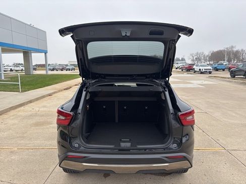 New 2026 Chevrolet Trax ACTIV w/ Driver Confidence Package image 16