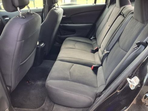 Used 2013 Chrysler 200 Touring w/ S Exterior Appearance Pkg FWD image 8