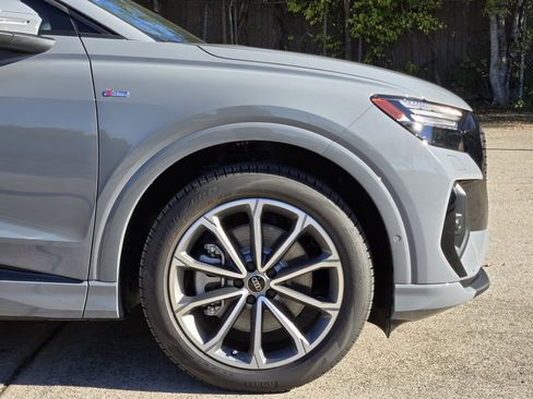 New 2026 Audi Q4 e-tron Premium Plus image 13