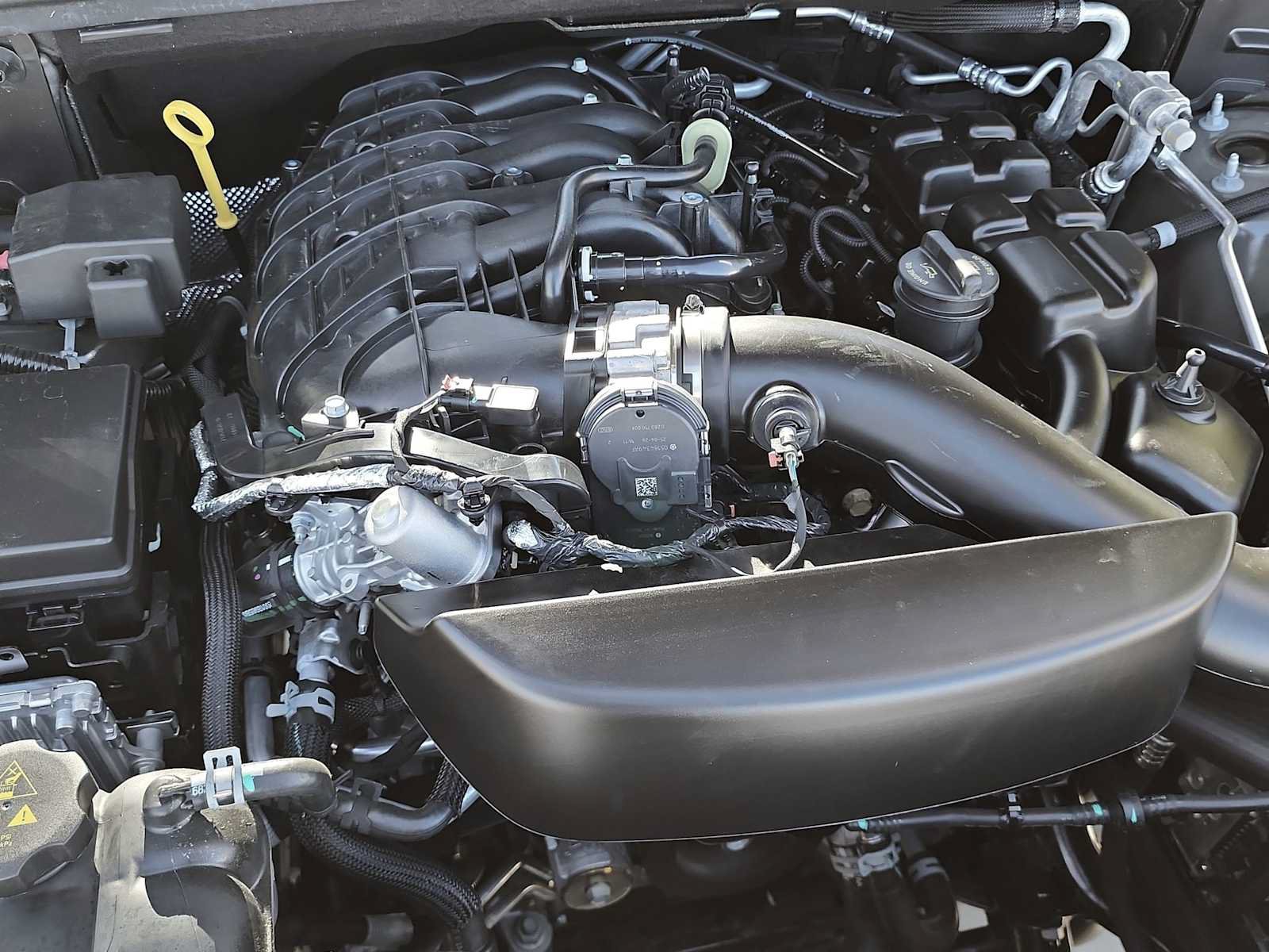 Used 2025 Dodge Durango GT w/ Blacktop Package AWD/4WD image 21
