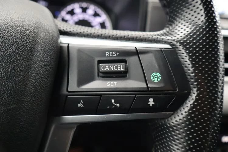 Used 2024 Mitsubishi Outlander FWD image 23