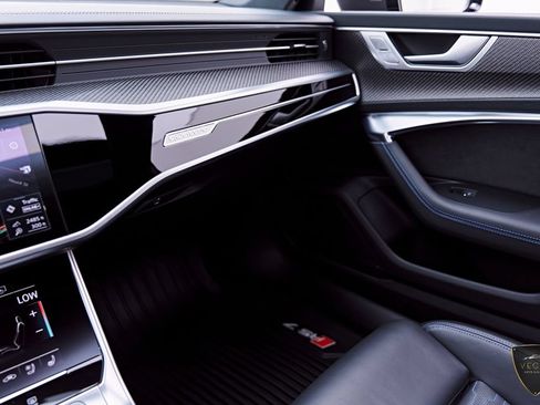 Used 2025 Audi RS 7 Performance AWD/4WD image 98