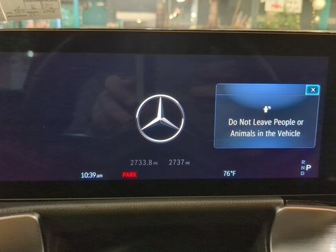 Used 2026 Mercedes-Benz GLB 250 4MATIC image 17