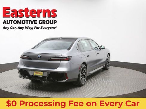Used 2023 BMW 740i w/ Executive Package RWD image 43