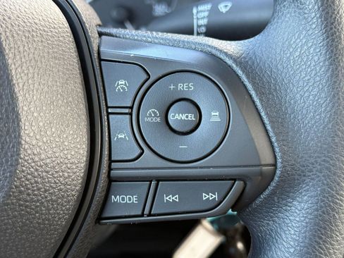 Certified 2023 Toyota Corolla LE image 27