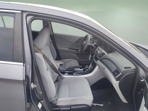 Used 2013 Honda Accord LX image 11