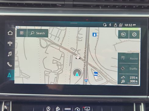 Used 2023 Audi Q8 Premium Plus image 22