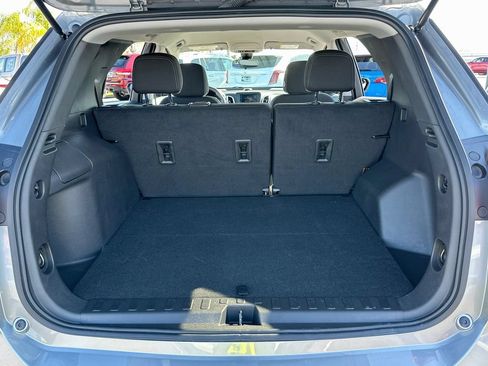 Used 2023 Chevrolet Equinox LS w/ LS Convenience Package FWD image 23