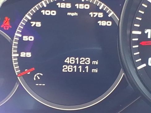 Used 2020 Porsche Panamera image 22