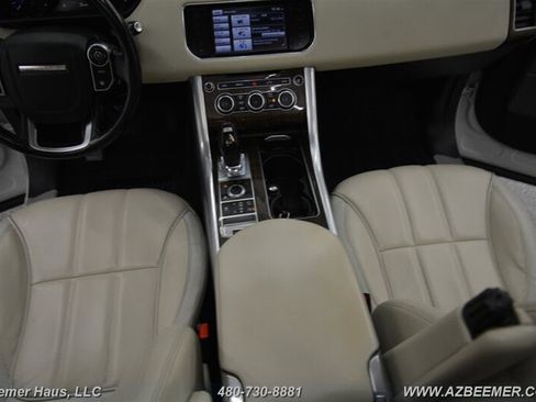 Used 2014 Land Rover Range Rover Sport HSE image 18