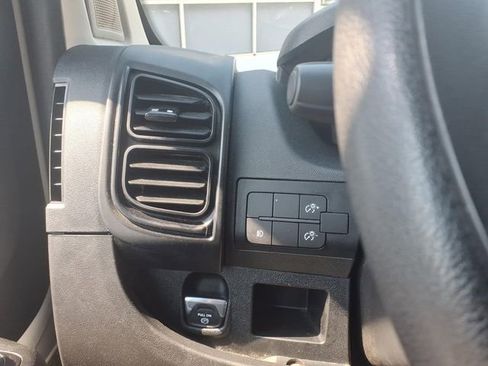 Used 2025 RAM ProMaster 2500 w/ Convenience Group FWD image 23