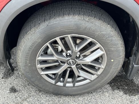 Used 2023 Nissan Rogue S AWD/4WD image 13