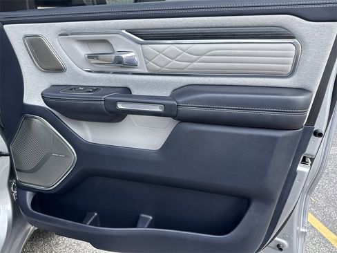Used 2022 RAM 1500 Limited image 15
