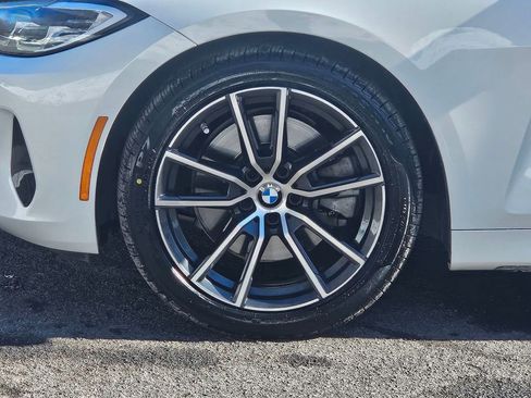 Used 2023 BMW 430i xDrive Convertible w/ Premium Package image 28