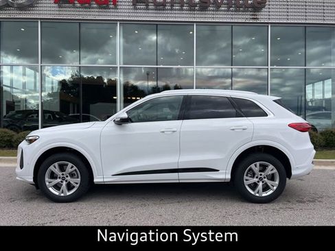 New 2025 Audi Q5 Premium image 3