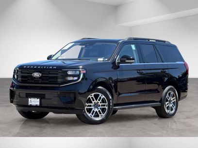 Used 2025 Ford Expedition Active
