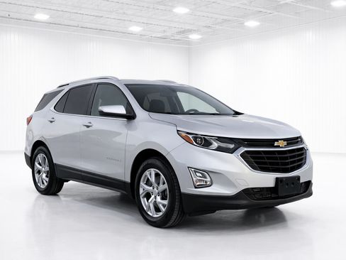 Used 2019 Chevrolet Equinox LT AWD/4WD image 4