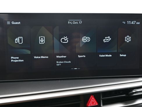 Used 2024 Kia Sorento EX w/ Panoramic Sunroof Package image 17