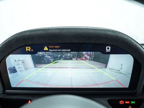 Used 2020 McLaren 720S Spider RWD image 35