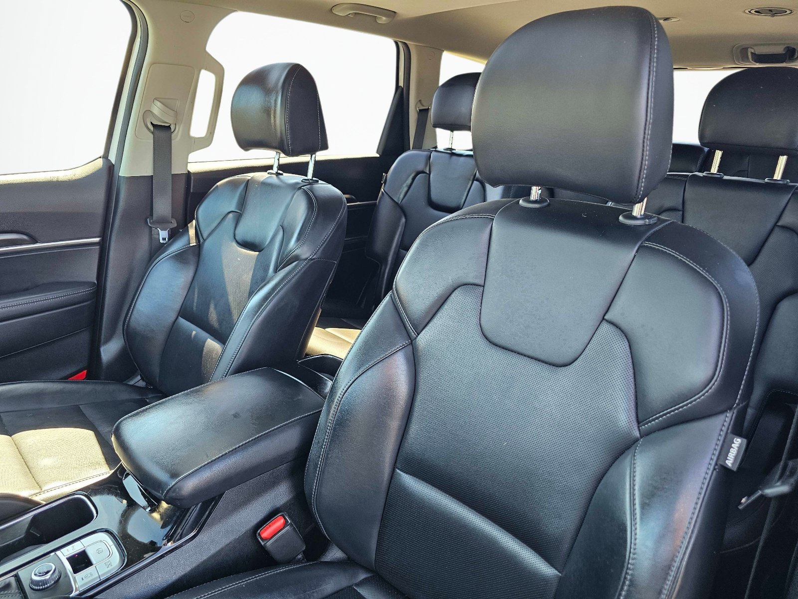 Certified 2024 Kia Telluride S w/ S Sunroof Package FWD image 17