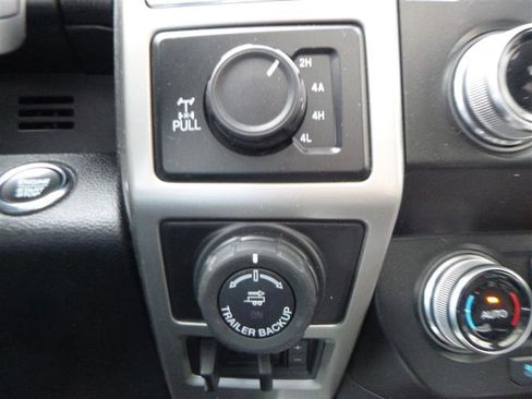 Used 2019 Ford F150 Lariat w/ Equipment Group 502A Luxury image 16